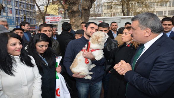 SOKAKTAKİ SAHİPSİZ HAYVANLAR ARTIK AÇ KALMAYACAK