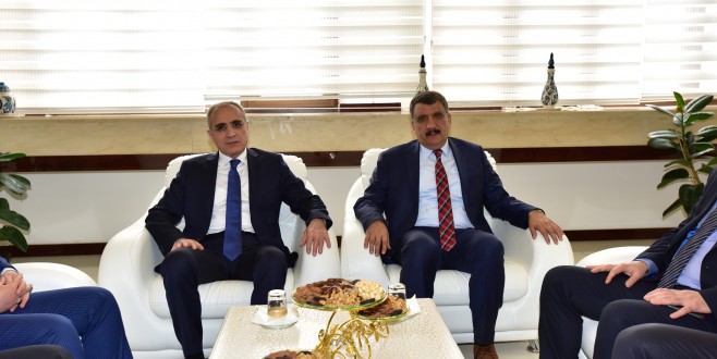 TOPÇU, “ÖZVERİLİ BU ÇALIŞMALAR TÜRKİYE’YE HİZMETTİR”