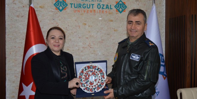Tuğgeneral Karsavuranoğlu’ndan Rektör Karabulut’a ziyaret