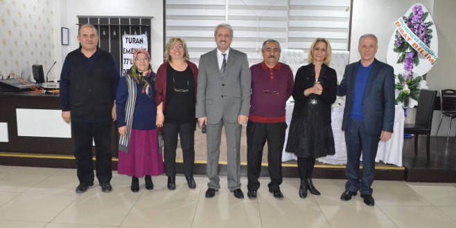 Turan Emeksiz 77’liler Derneği’nden Birlik Gösterisi