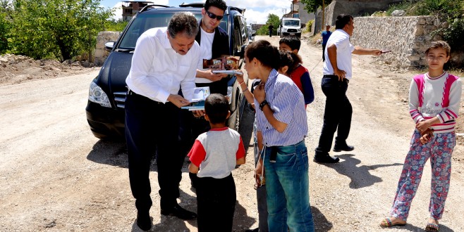 Turgut Özal Tabiat Parkı Ve Pınarbaşı Mahalle Yolu Asfaltlanıyor