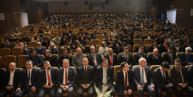 “Türkiye geleceğe emin adımlarla gitsin istiyoruz”