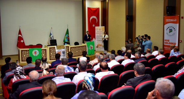 Vali Baruş, İyi Tarım Uygulaması Sertifika Törenine Katıldı