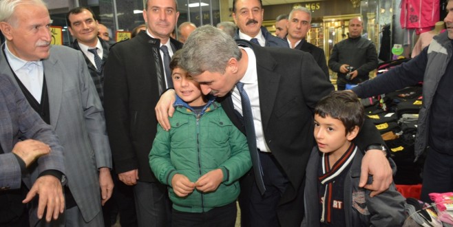 Vali Baruş Kent Merkezinde Esnaf Ziyaretlerinde Bulundu