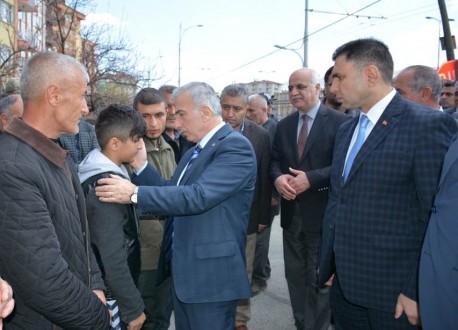 VALİ KAMÇI, ŞEHİT GÜNAYDIN’IN MEVLİDİNE KATILDI