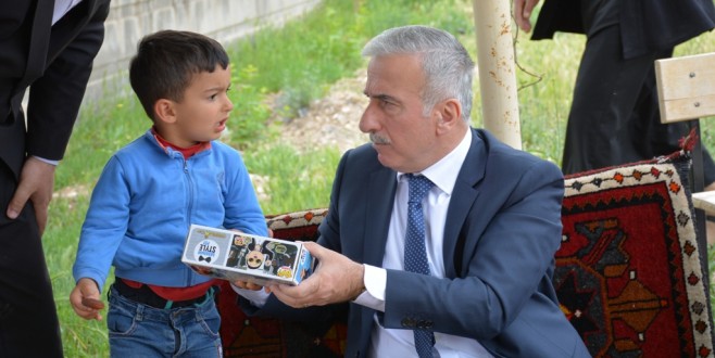 VALİ KAMÇI,  TEZHİP KURSUNU  ZİYARET ETTİ