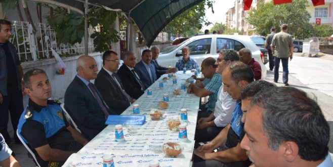 VALİ TOPRAK, ŞEHİT BIYIK’IN MEVLİDİNE KATILDI