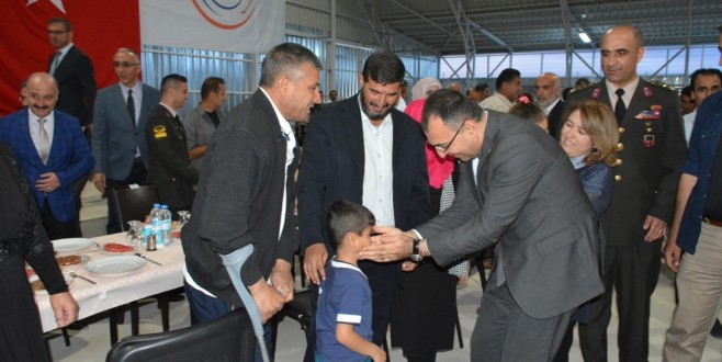 Vali Toprak, Suriyeli Aileler İle İftarda Buluştu