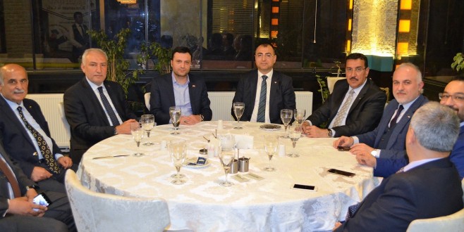 Vali Toprak, Türk Kızılayı Malatyaya Önemli Katkılar Sağlıyor