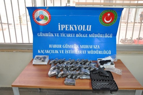 Yakıt Tankına Gizlenmiş Silah Ele Geçirildi