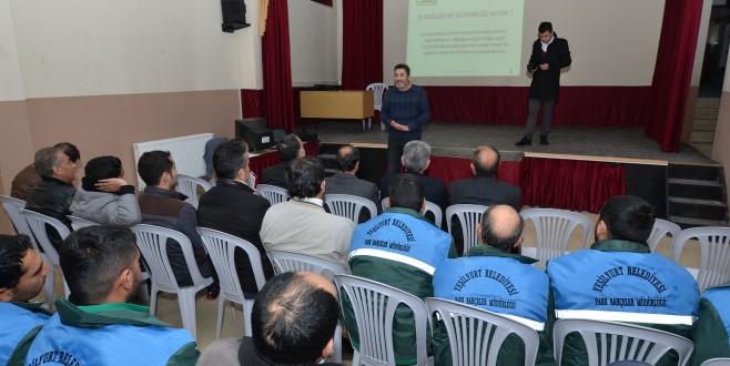 YEŞİLYURT BELEDİYESİ&#039;NDEN &quot;İŞ SAĞLIĞI VE GÜVENLİĞİ&quot; SEMİNERİ