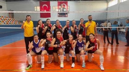 MALATYA VOLEYBOL KADIN TAKIMI DEPLASMANDA 3-2 GALİP GELDİ