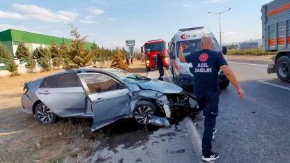MALATYA’DA İKİ OTOMOBİL ÇARPIŞTI
