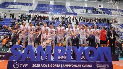 ŞAMPİYONLAR KUPASI ŞAMPİYONU ZİRAAT BANKKART