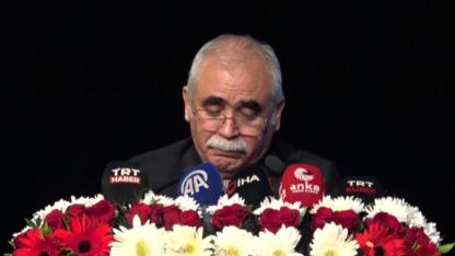 ANAYASA MAHKEMESİ BAŞKANI KONUŞMASINDA GÖZYAŞI DÖKTÜ