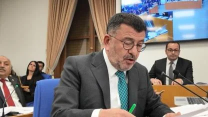 DEPREMİN ÜZERİNDEN BİN GÜN GEÇTİ HALEN 1 DÜKKAN FAALİYETE GEÇMEDİ