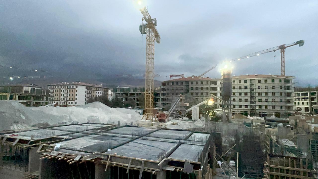 ELEKTRİK AKIMINA KAPILAN İŞÇİ AĞIR YARALANDI