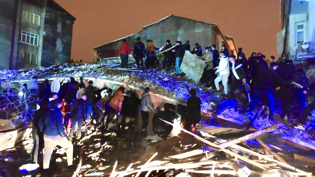 ERMEÇ APARTMANI DAVASI ERTELENDİ