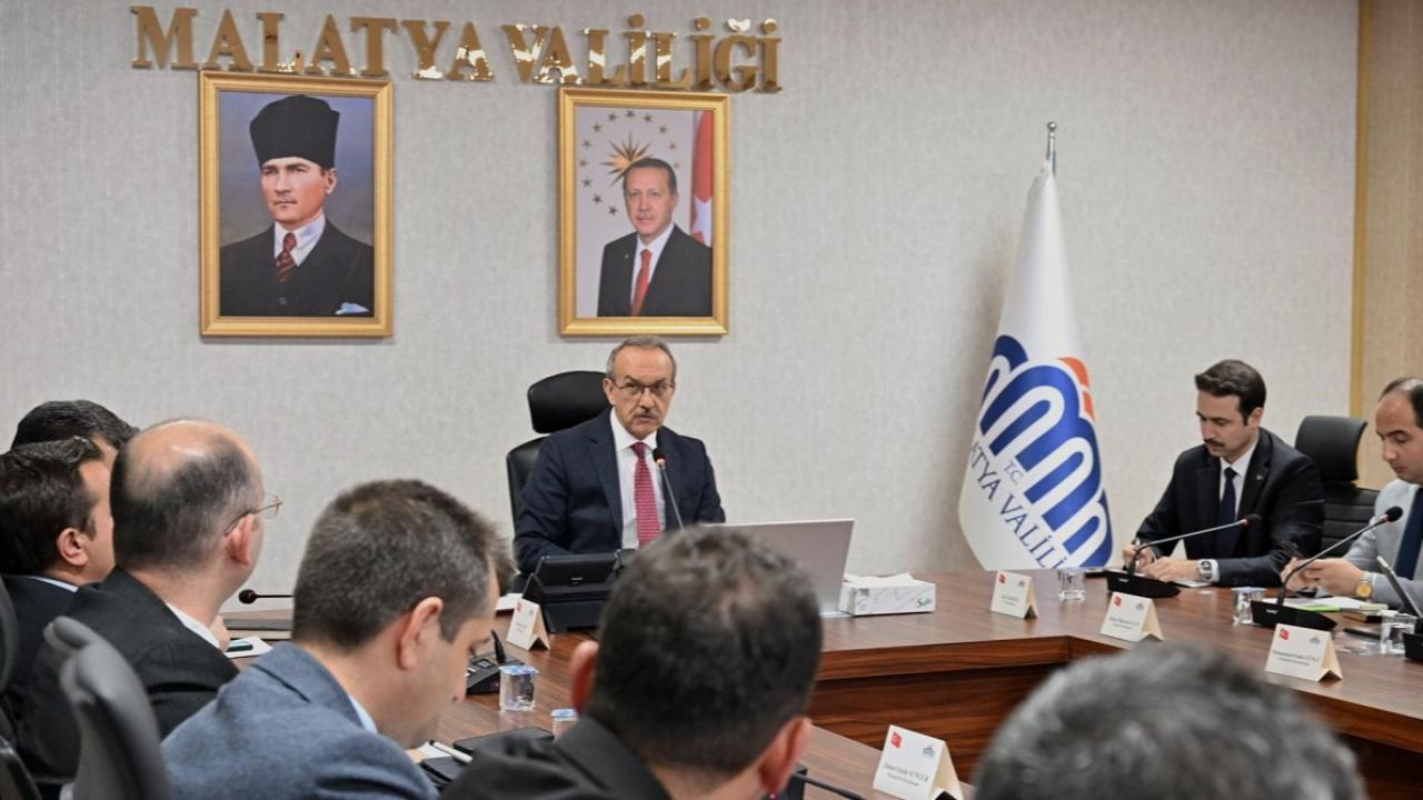 GELECEĞE YATIRIM TOPLANTISI YAPILDI