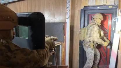 KASTEN ÖLDÜRME SUÇUNDAN ARANAN ŞAHIS YAKALANDI