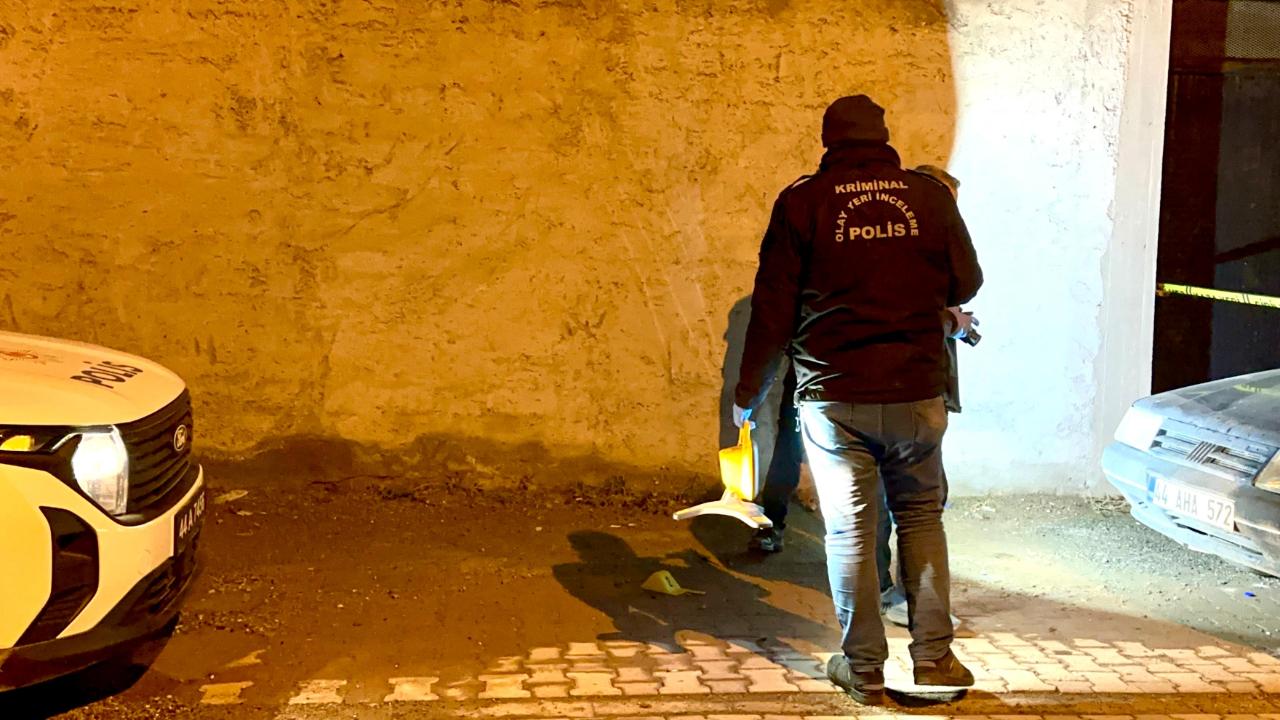 ‘KURU SIKI’ İLE SALDIRIDA BULUNDU