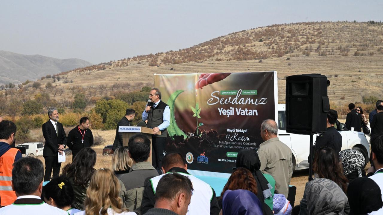 MALATYA’DA 733 BİN 650 FİDAN TOPRAKLA BULUŞTU