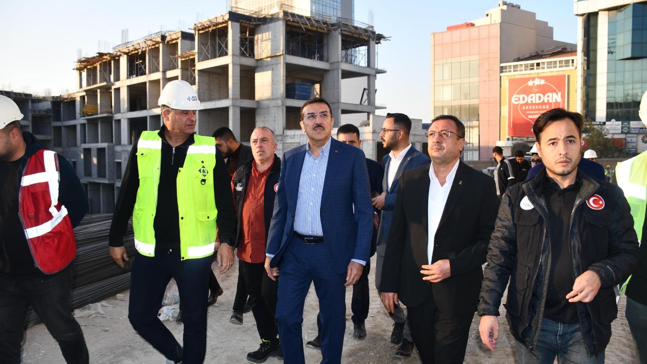 “SARAY MAHALLESİ, MALATYA’NIN YENİ VİTRİN BÖLGESİ OLACAK”