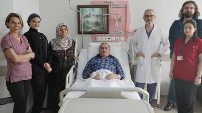 AORT YIRTIĞI KAPALI YÖNTEMLE ONARILDI