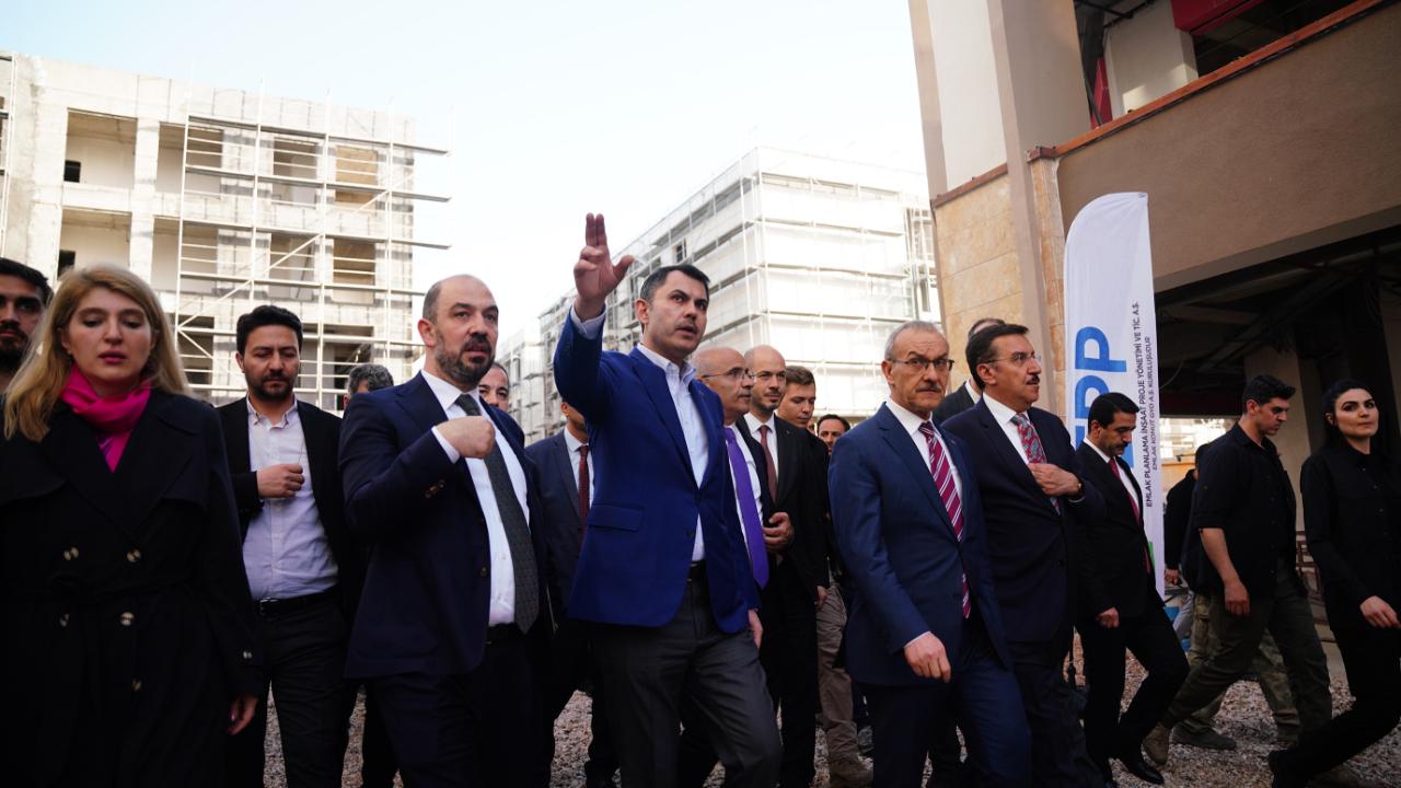 KONTEYNER DÖNEMİ KADEMELİ OLARAK SONA ERİYOR