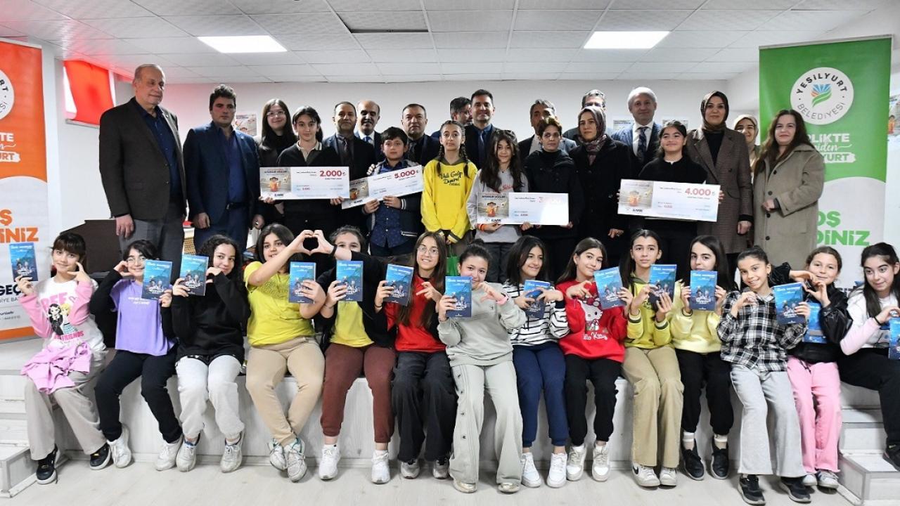 SAVAŞ ÇOCUKLARINA DUYGU YÜKLÜ MEKTUPLAR