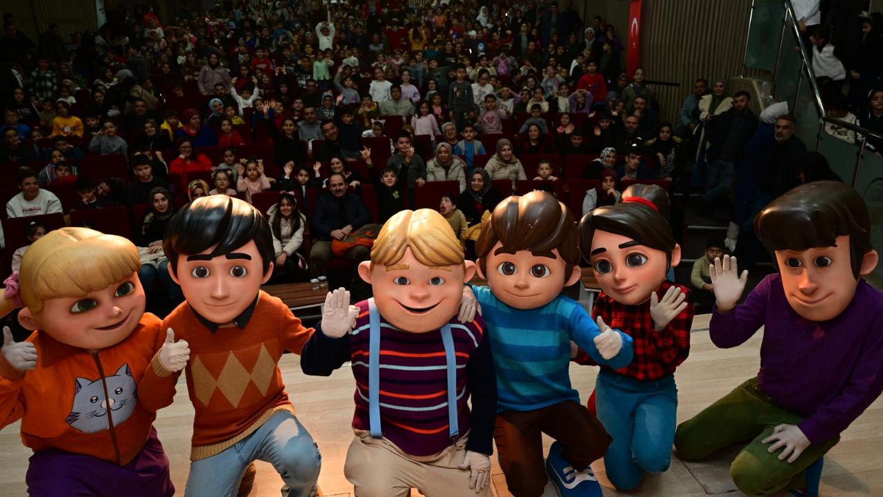 “GRUP RAFADAN SAHNE GÖSTERİSİ VE KONSERİ” DÜZENLENDİ