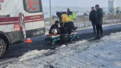 MALATYA’DA MİNİBÜS YOLDAN ÇIKTI