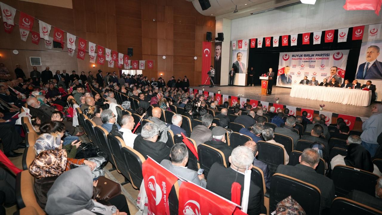 “ORTADA KÜRT MESELESİ DEĞİL, TERÖR MESELESİ VAR”