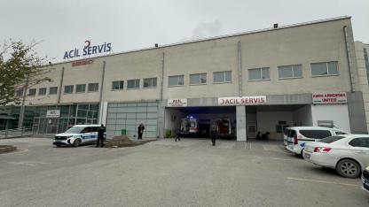 YAYAYA OTOMOBİL ÇARPTI