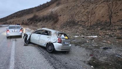 DOĞANŞEHİR’DE OTOMOBİL TAKLA ATTI