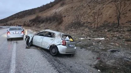 DOĞANŞEHİR’DE OTOMOBİL TAKLA ATTI