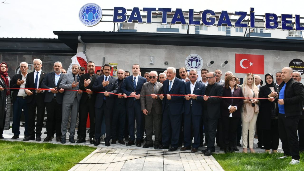 6 Şubat Deprem Şehitleri Taziye Evi Açıldı: Birlik Ve Dayanışma Vurgusu Öne Çıktı