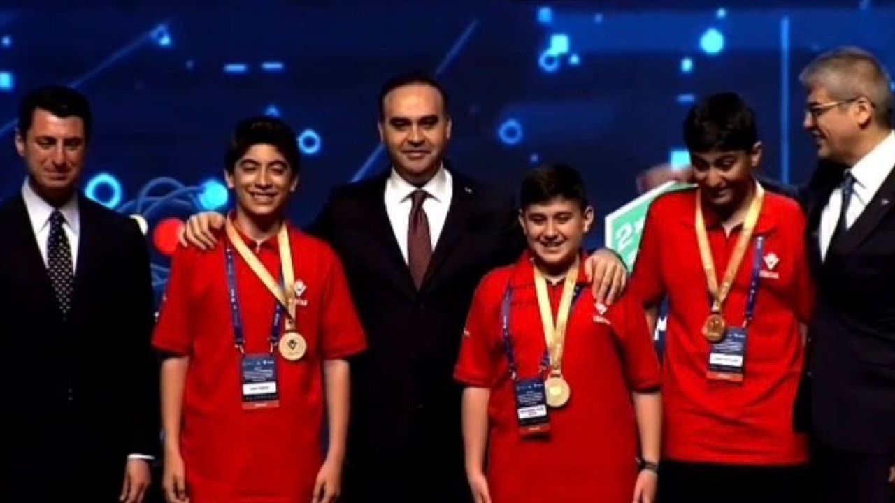 Malatya’nın Genç Bilim İnsanlarından Türkiye Finalinde Büyük Başarı