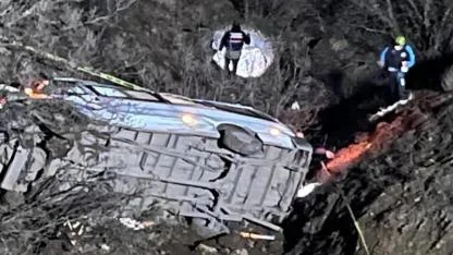 İşçi Servisi Şarampole Uçtu: 2 Kişi Öldü, 10 Kişi Yaralandı