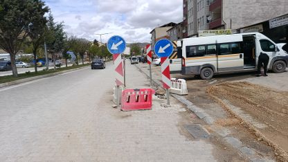 D-300 Karayolu’nda Bitmeyen Çalışma Tepki Çekiyor