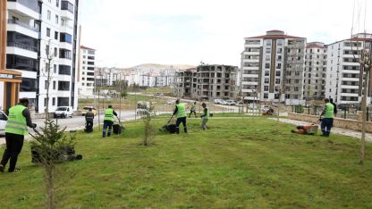 Elazığ’da Yeşil Alan Çalışmaları Sürüyor