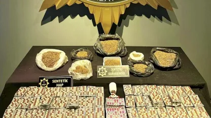 Uyuşturucu Operasyonunda Yakalanan 5 Şüpheli Tutuklandı